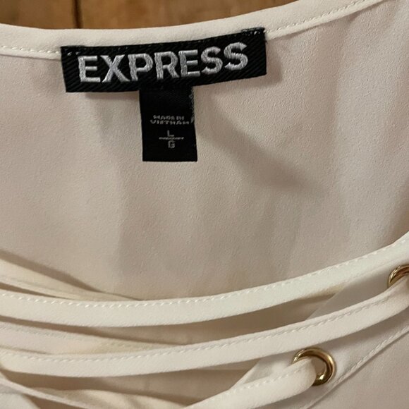 Women's Express White Off Shoulder Ruffle Blouse (L) - Picture 2 of 4